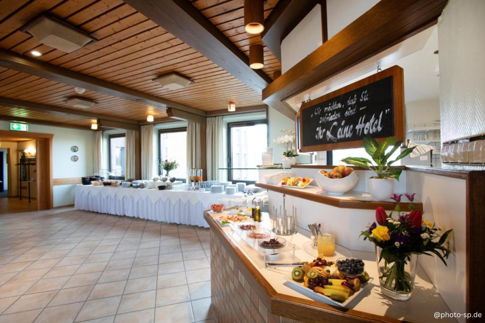 Leine Hotel Pattensen Εξωτερικό φωτογραφία