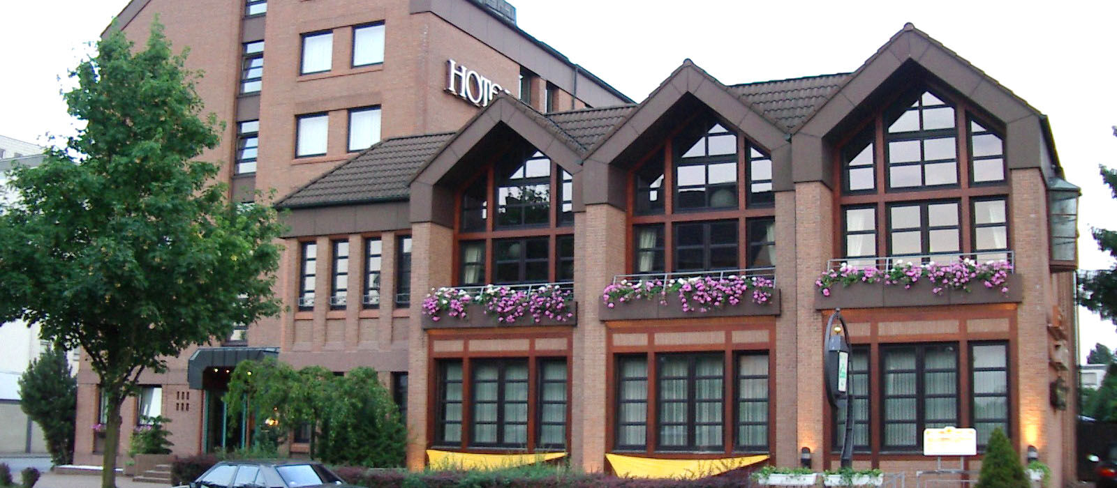 Leine Hotel Pattensen Εξωτερικό φωτογραφία